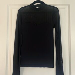 Long sleeve top